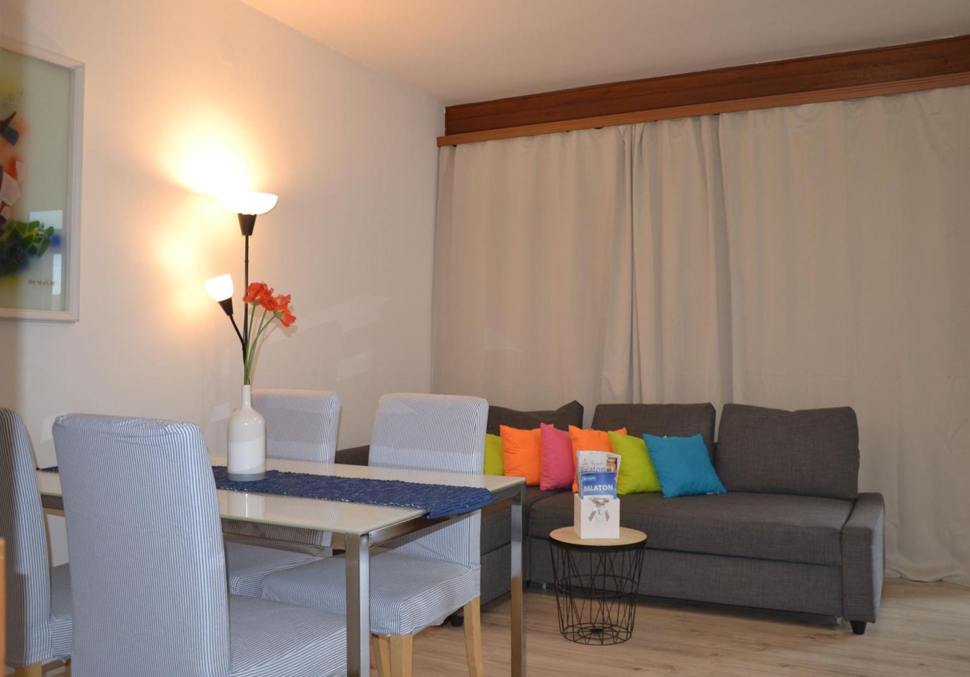Akvamarin Apartman Keszthely Luaran gambar
